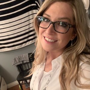 Meet your Posher, Jenna